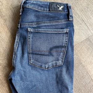 6R American Eagle skinny jeans